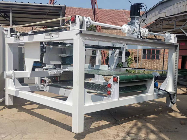 巖棉伺服橫切飛鋸